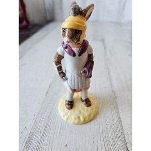 Royal Doulton Roman empire centurion bunnykins Bunny DB 294 soldier fighter figu